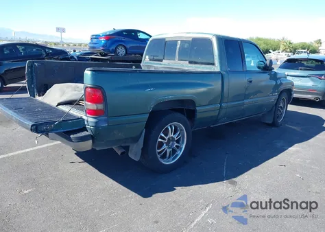 1999 Dodge Ram 1500 St z USA, uszkodzony, nr VIN 3B7HC13Y1XG165062